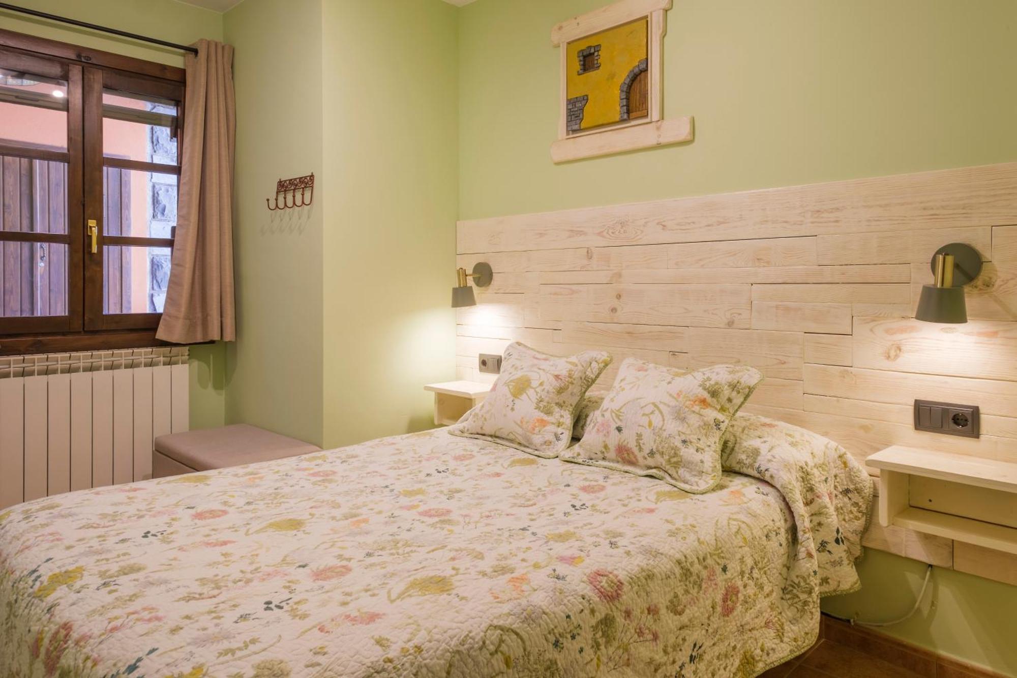 El Rincon De Andrea Apartamentos Biescas  Eksteriør billede