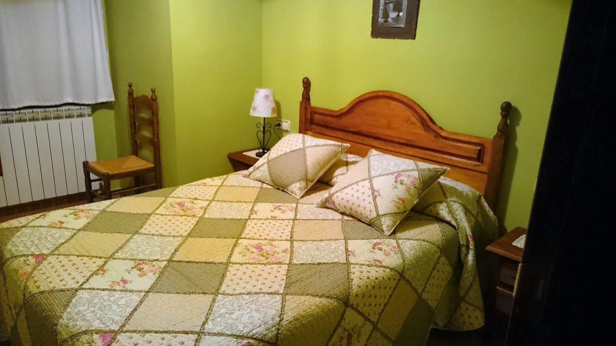 El Rincon De Andrea Apartamentos Biescas  Eksteriør billede